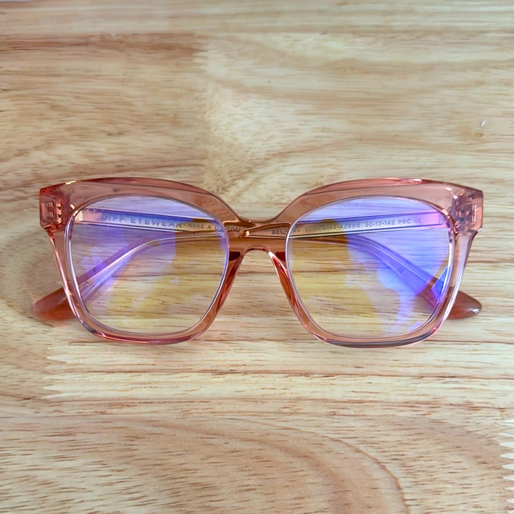 COPY - DIFF Eyewear Bella Pink Blue Light Technology Glasses EUC 👓 💻